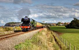 0913 Austin Appleyby The Flying Scotsman leaving Blue Anchor yesterday afternoon heading towards Minehead